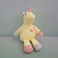 PELUCHE (UNICORNIO AMARILLO EN UNA POSICION SENTADA DE 23CM)