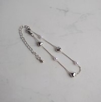 PULSERA CON CORAZÓN Y PERLA (PLATEADO)