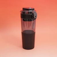 VASO DE PLASTICO CON TAPA ABATIBLE NEGRO CUATROCIENTOS CINCUENTA ML