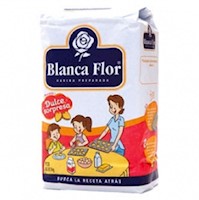 Harina Sin Preparar Blanca Flor paquete de 1 kg.