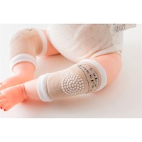 Protector de rodilla marron para bebe