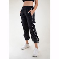 Buzo Kinetix Jogger Cargo Adria Negro Mujer