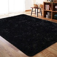 Alfombra de peluche para el piso de la habitación negra