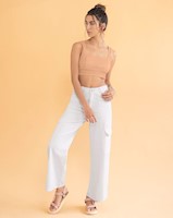 Camiseta crop top con escote cuadrado y tiras anchas