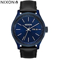 Reloj Nixon Sentry Luxe A12633168 Fecha Correa de Cuero Negro Dial Azul