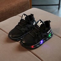 Zapatillas Sport Con Luces Led Para Niñas Y Niños Color Negro