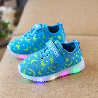 Zapatillas sport para Niñas y Niños con detalle de estrellas color turquesa