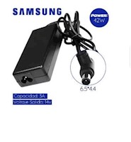 Cargador compatible Samsung 14V 3A 42W 6.5 X 4.4 MM ( PUNTA NEGRA)