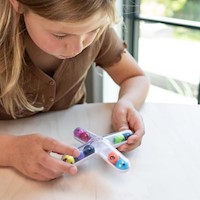 JUGUETE ANTIESTRÉS TILTAGO FAT BRAIN TOYS