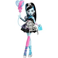 Monster High Frankie Stein, vestido negro y accesorios temáticos