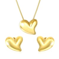 Set de Collar y Aretes Radiante Corazón Waterproof