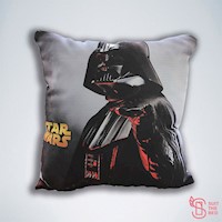Suit The Bed - Cojín Star Wars Darth Vader - 40x40cm