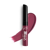 Labial Mate Berry Strong Studio Look