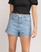 Short mom con borde doblado