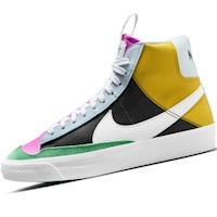 Botin Nike Mujer Urbanas Blazer Mid '77 Se D (GS)  - FJ2952-001