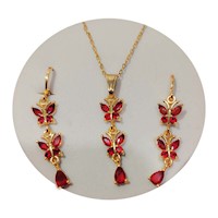 Set Aretes Colgantes y Collar Mariposas Dorado con Rojo