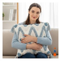 Cubierta con Estilo Boho y Patron de Rombos sobre Poliester Crema y Celeste Y+Ligas Regalo