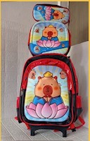 Mochila Capibara  3 Piezas Alto Relieve Ruedas y Luces - Niño