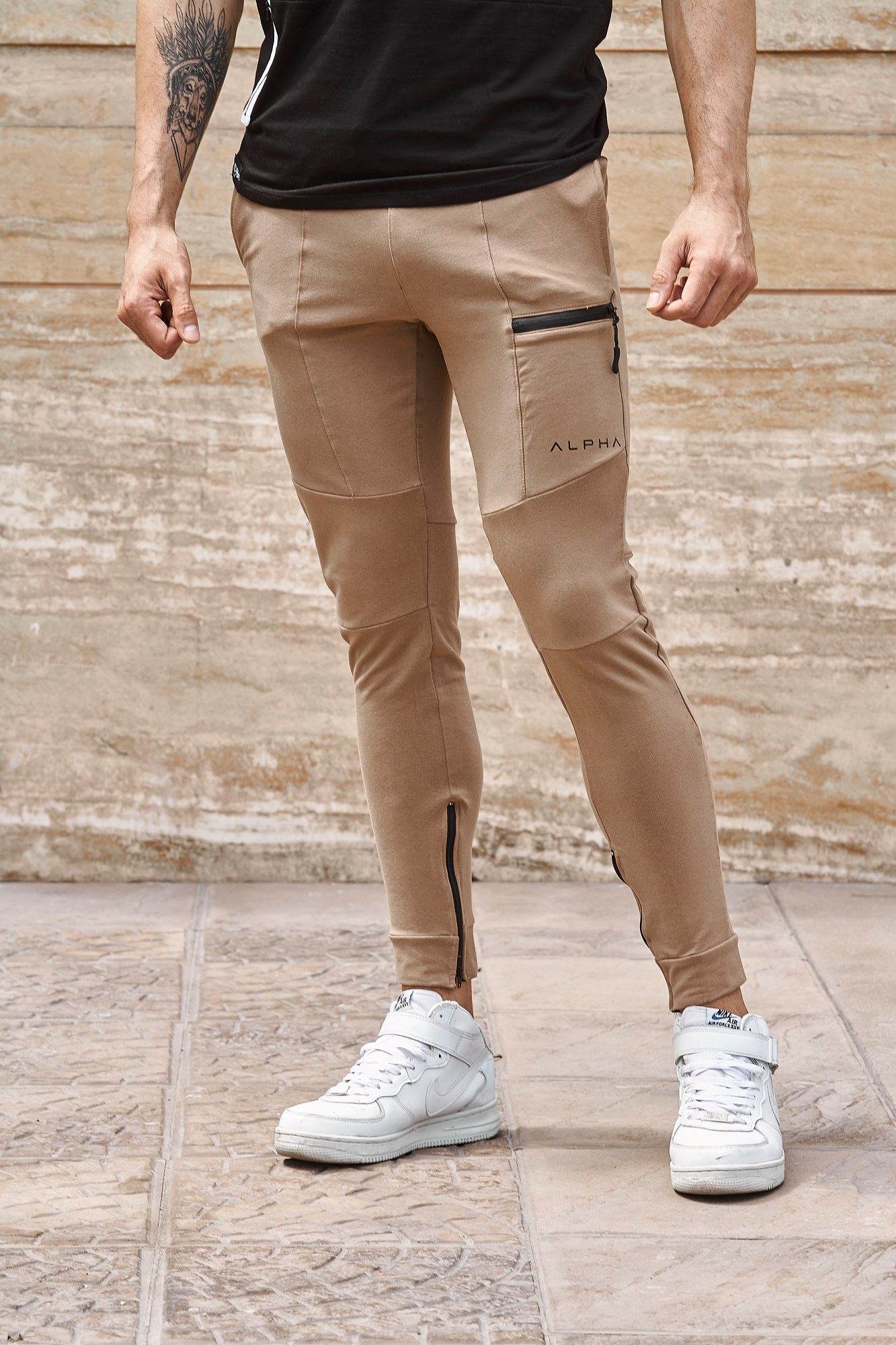 Jogger beige Pantalon - Buzo Para Hombre - Buso pitillo Para Gimnasio |  Juntoz