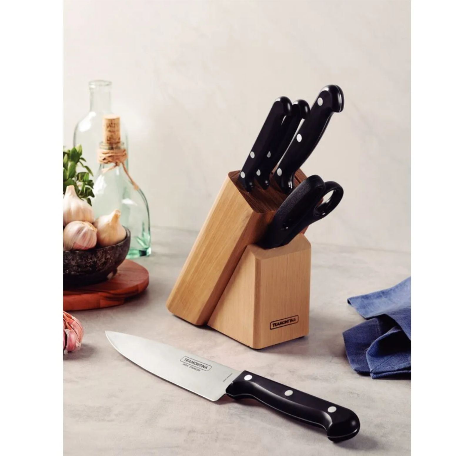 Juego de Cuchillos Tramontina Ultracorte 6 Piezas con Soporte 23899060