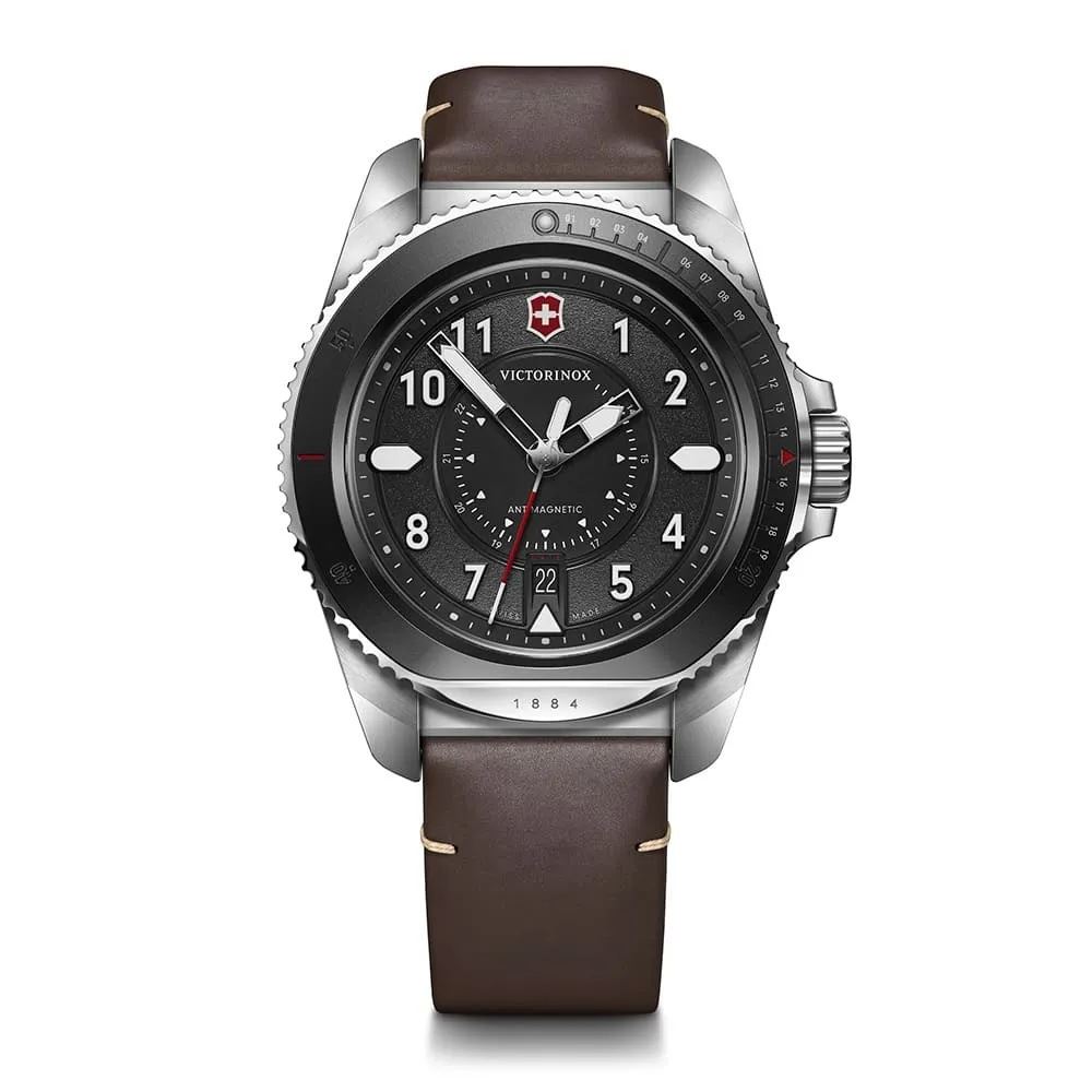 Reloj Journey 1884 dial negro, correa de cuero, Victorinox