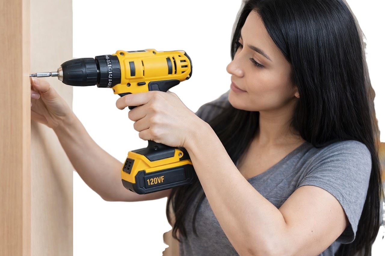 Taladro portatil con 2 baterias y con estuche de piezas