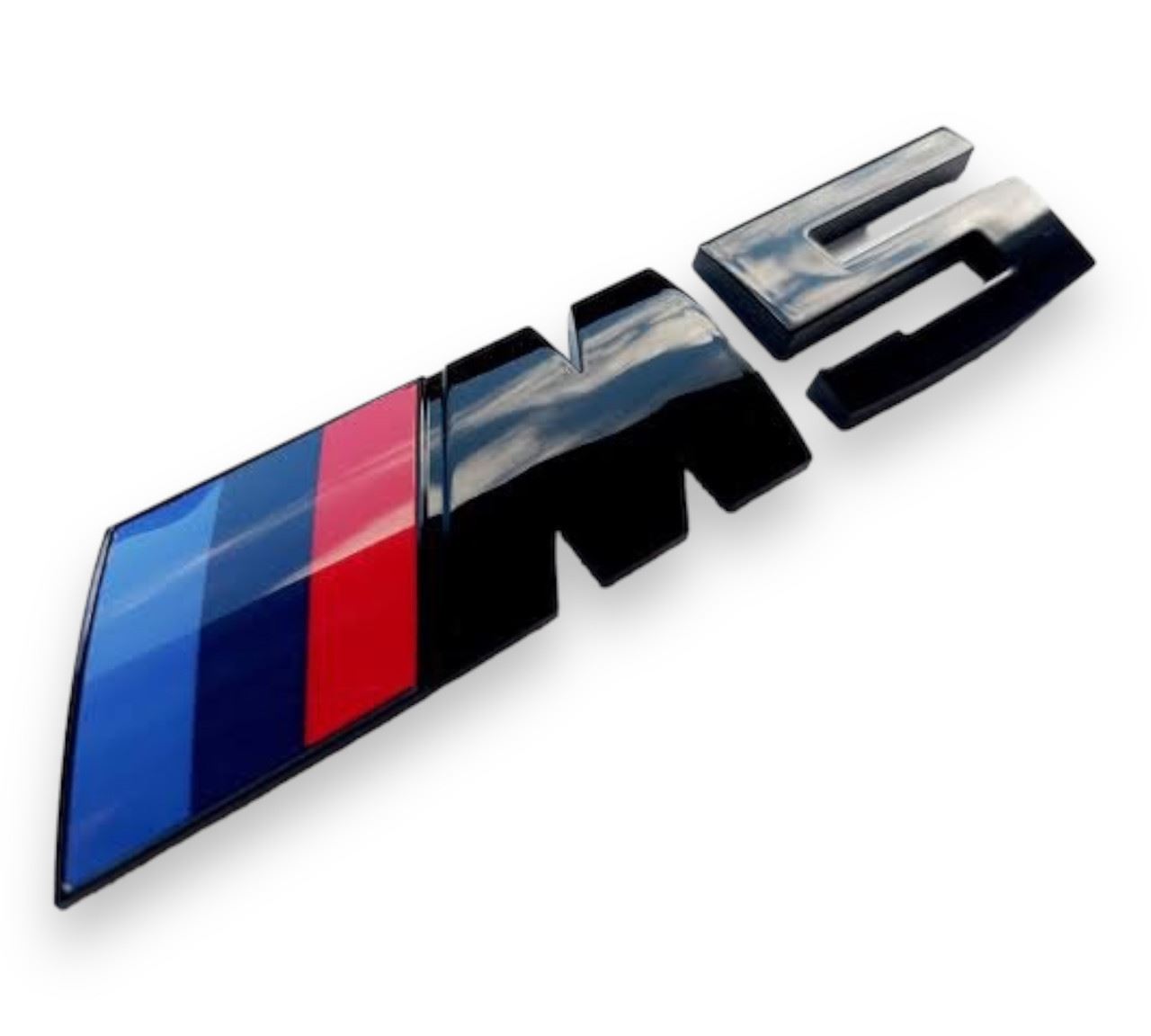 EMBLEMA POSTERIOR BMW M5 COLOR NEGRO
