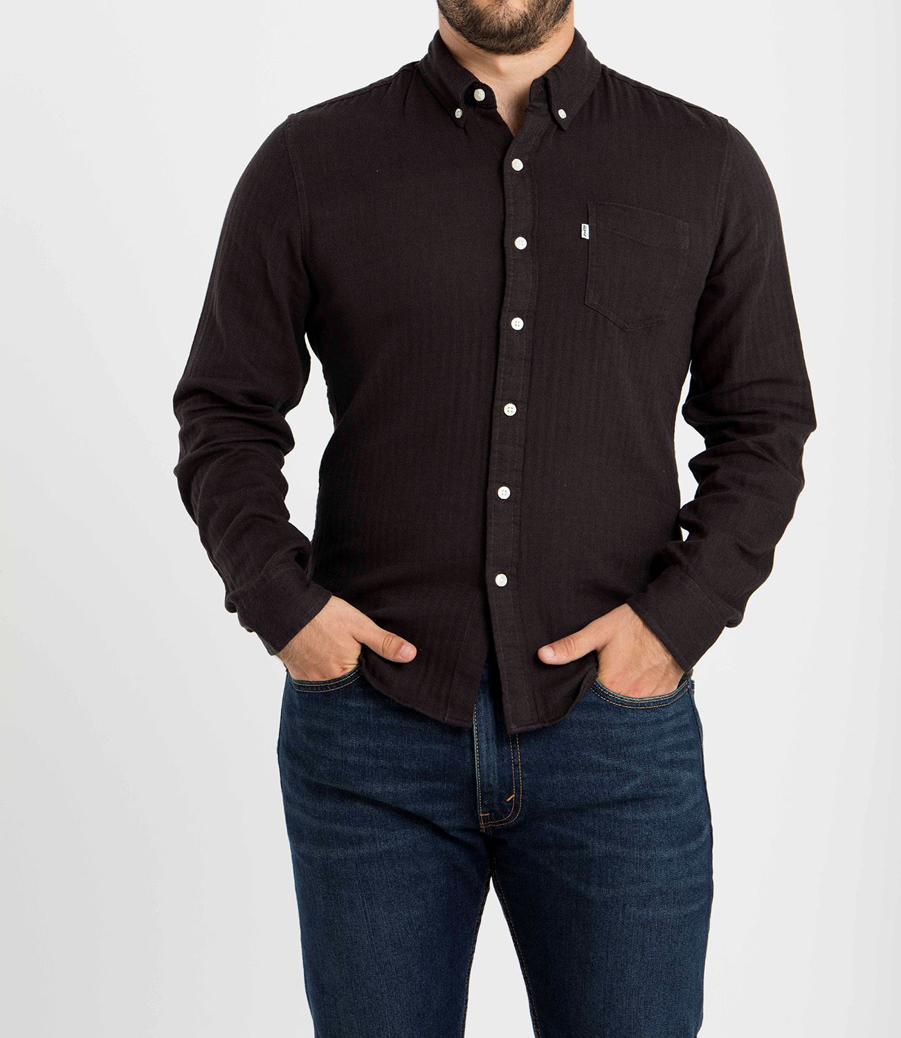 camisas oscuras