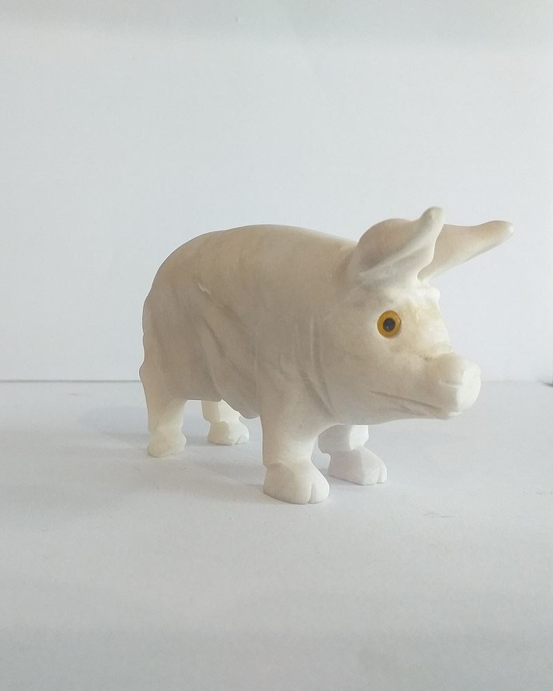 CHANCHO EN MARMOL TALLADO PEQUEÑO