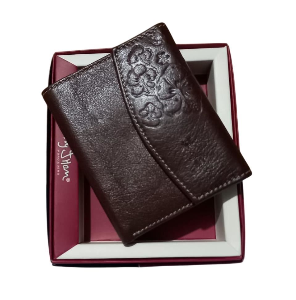 Billetera de Cuero con diseño para mujer