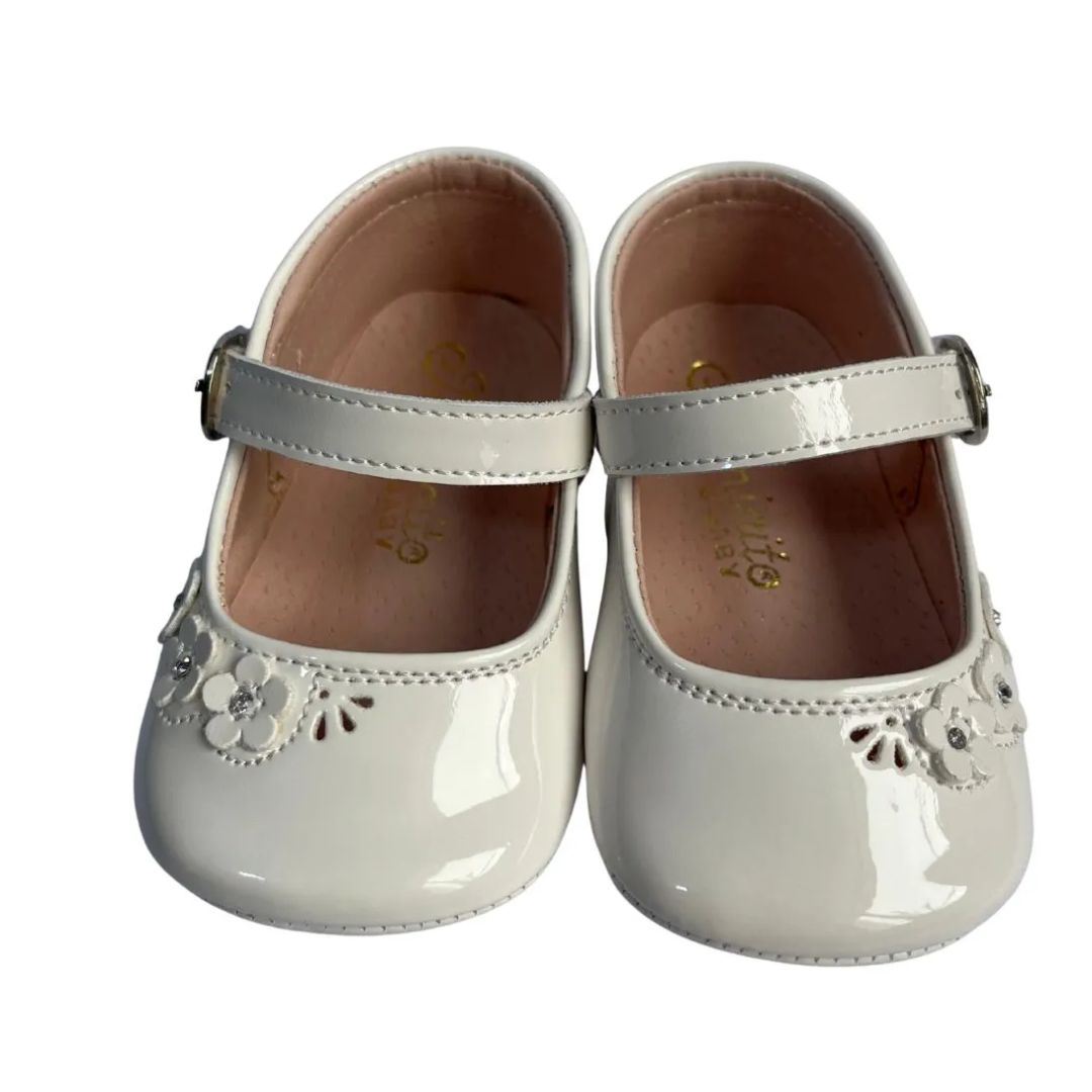 Zapatito de bebe infantil con florcitas bebé talla18 color blanco