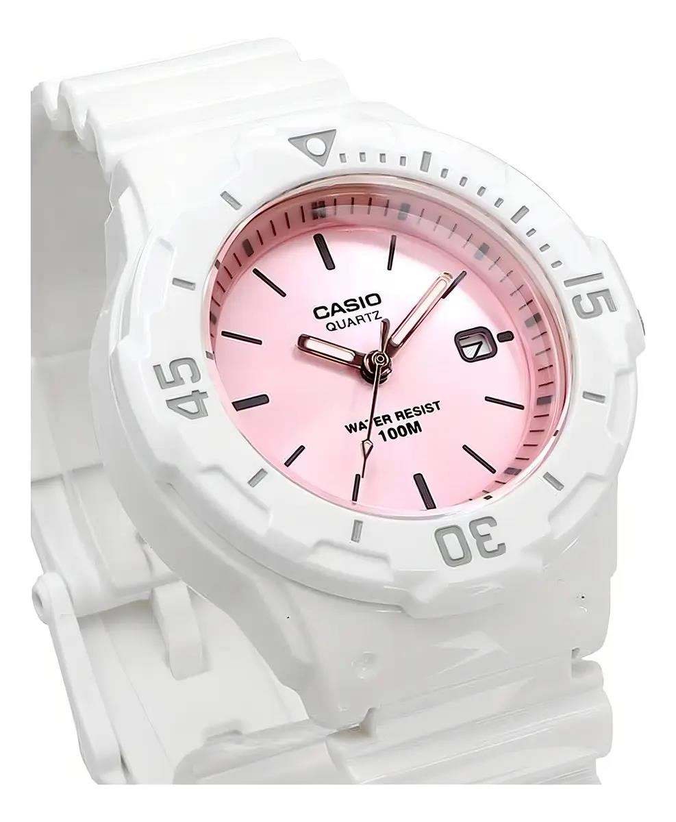 Reloj Para Mujer Casio Classic Lrw-200h-4e3vdf Blanco