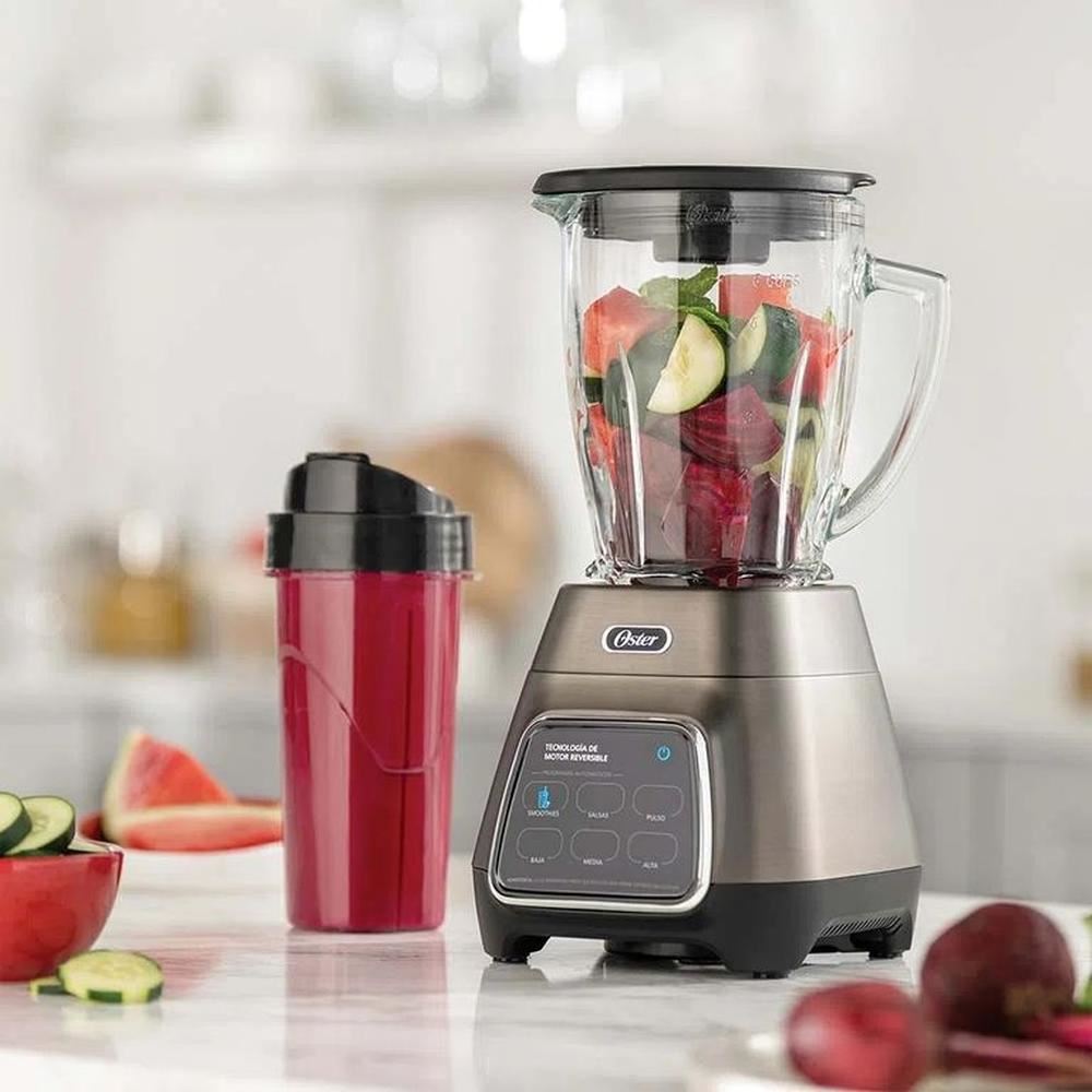 Licuadora Oster® 15L con Tecnología Reversible + Vaso BLSTPYG1312XBG