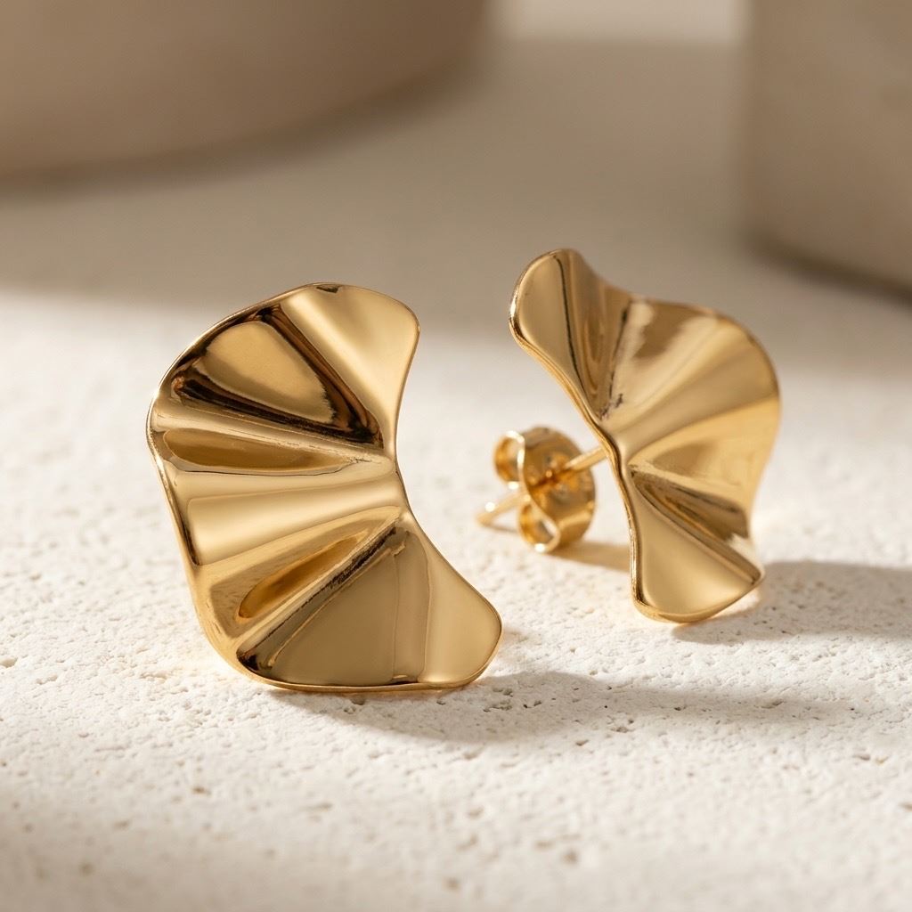 Aretes Esculturales Ondulados