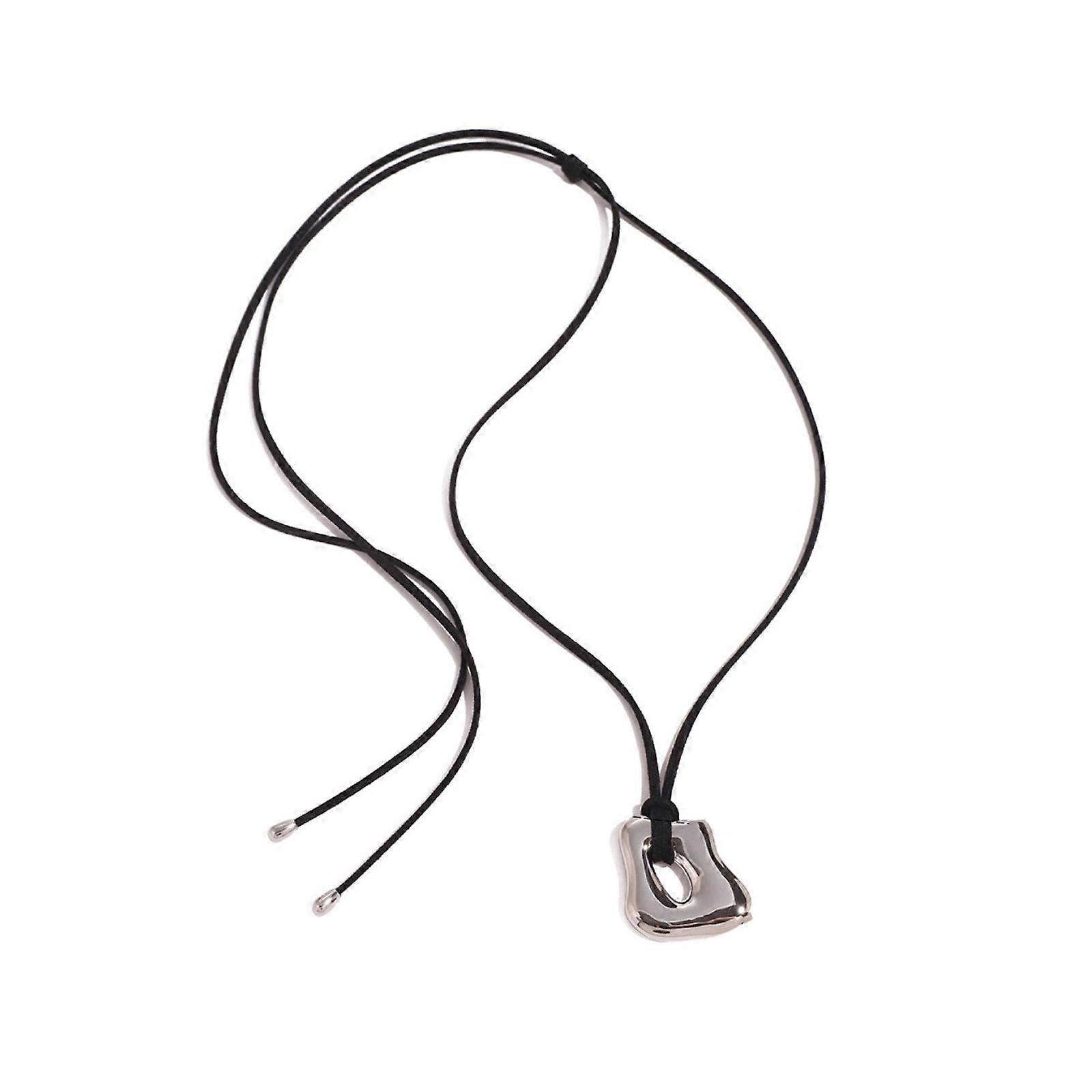 Collar Eco Plateado - Colgante Orgánico Plateado en Cordón Negro