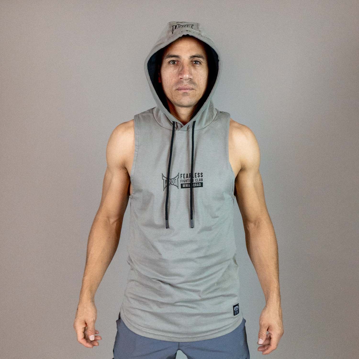 POLO URBANO CON CAPUCHA MANGA CERO HOMBRE TAPOUT KILLERS