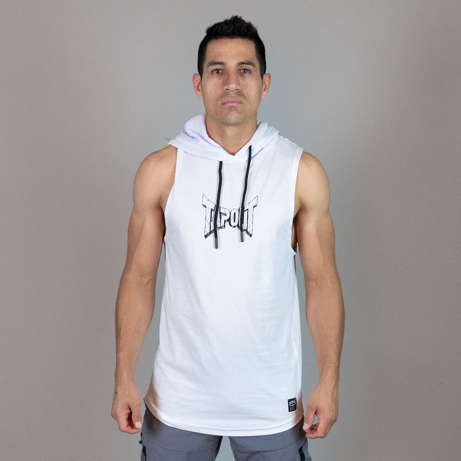 POLO URBANO CON CAPUCHA MANGA CERO HOMBRE TAPOUT VORX