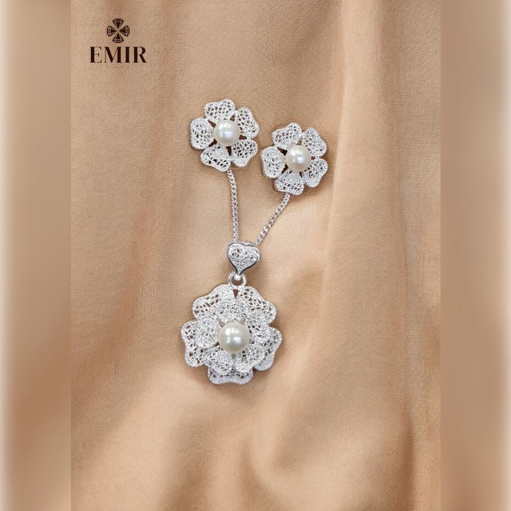 Conjunto Signature  Filigrama  en Flor con Perla